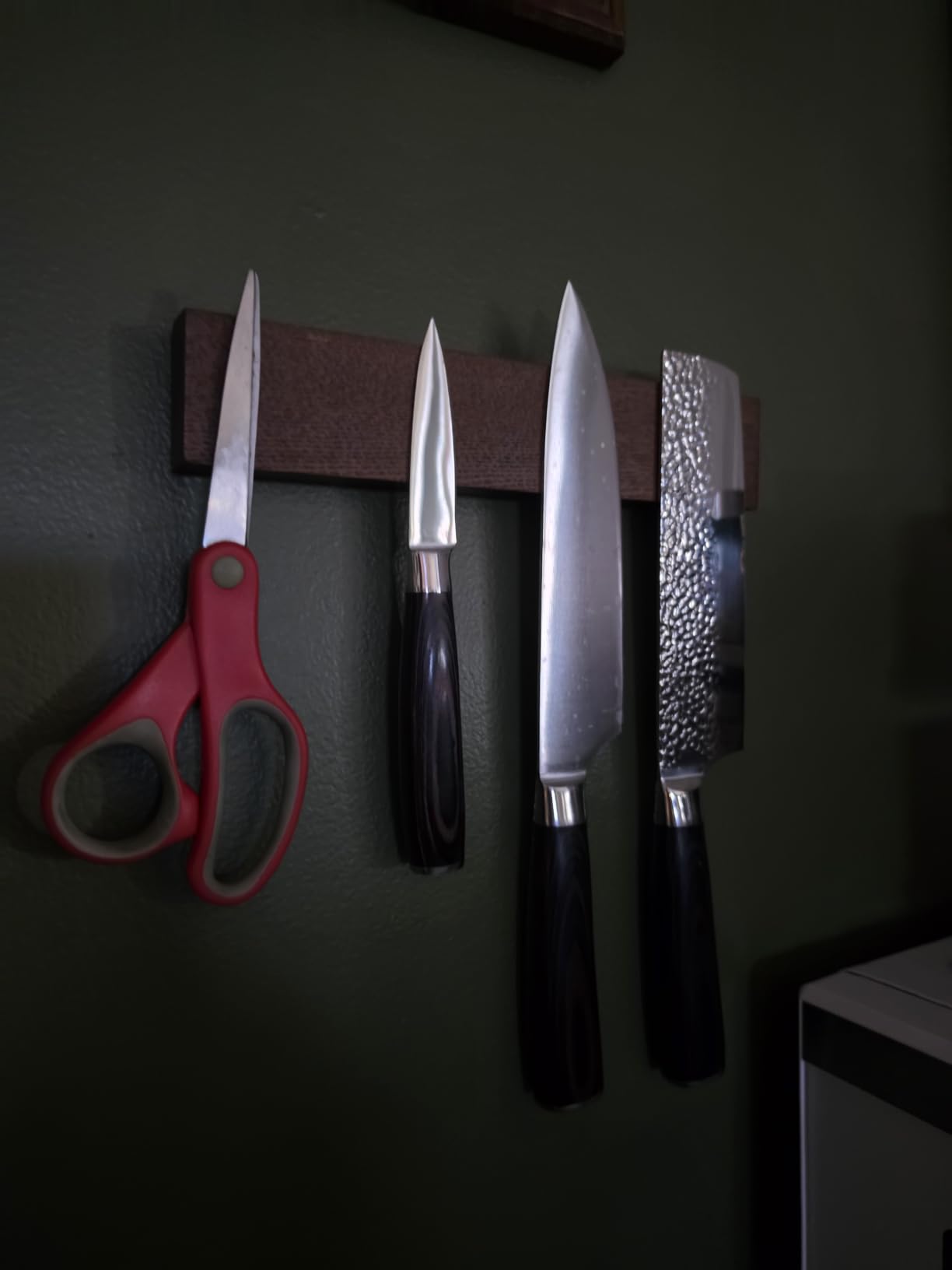 Magnetic Knife Holder Wood, 10