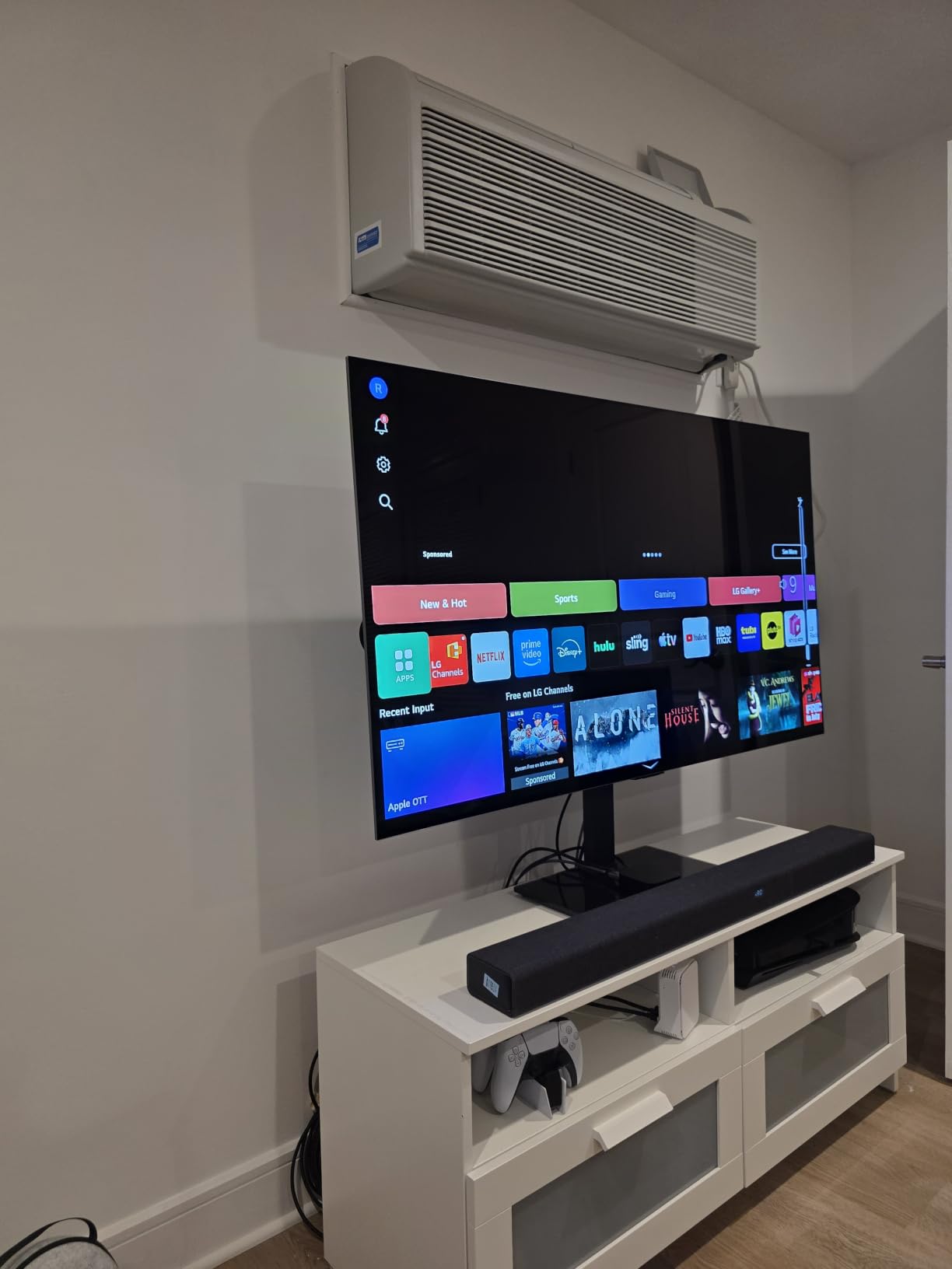 LG 77