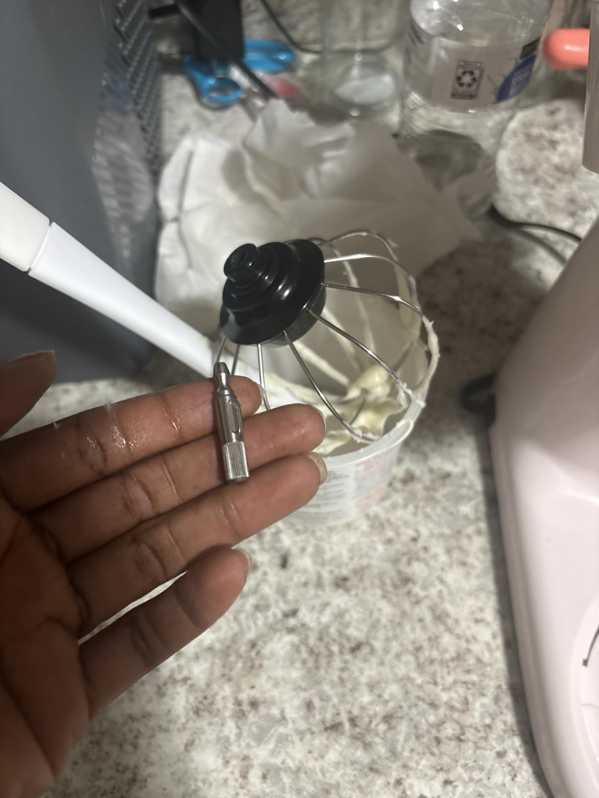 Stand Mixer, Compact & Space-Saving, Stainless Steel Bowl, Unique & Playful Design, Effcient 300W Motor, Dishwasher-Safe Attachments, SM-2549A (Black) customer photo 1