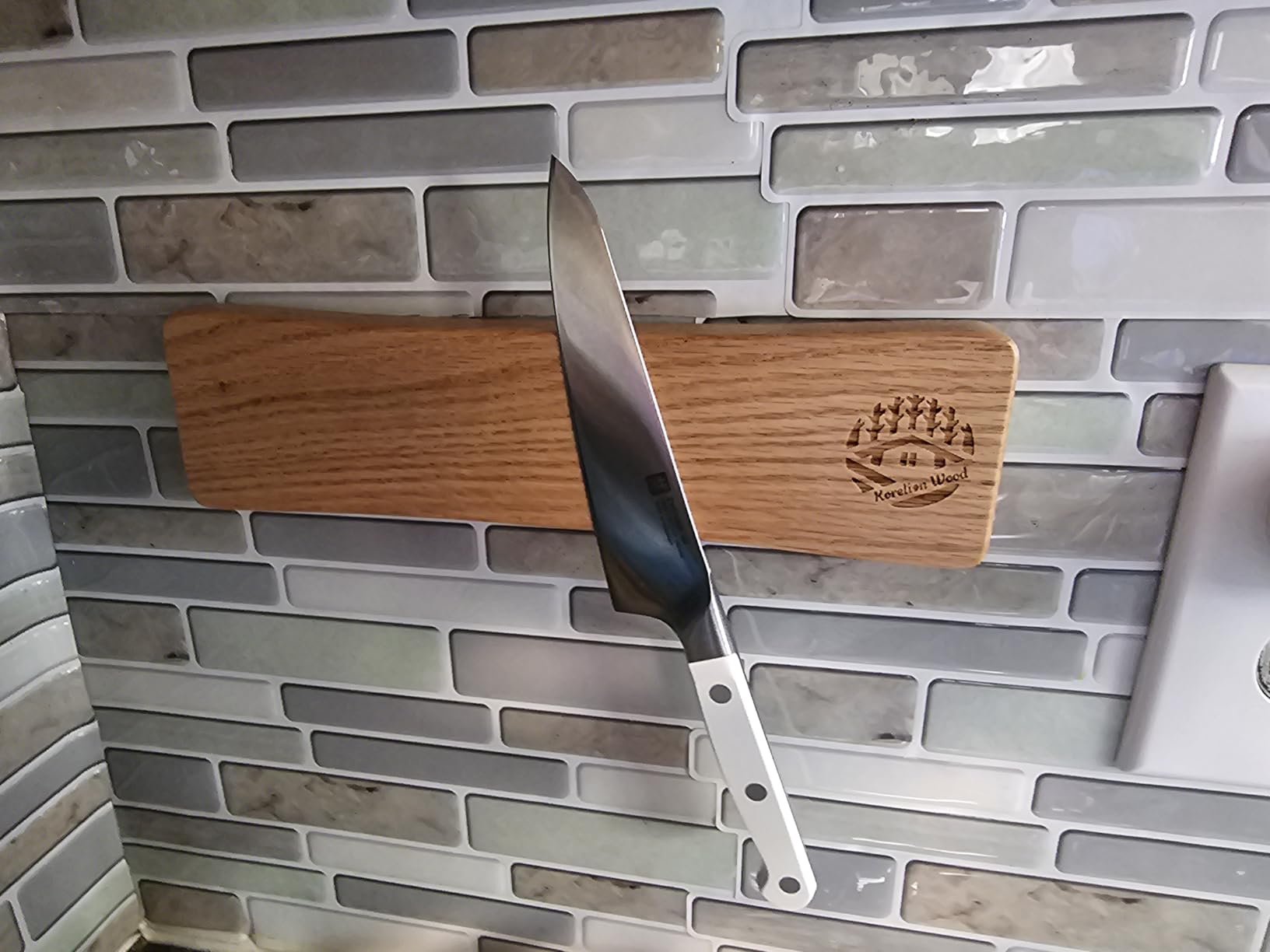 Knife Magnetic Strip, 10 Inch Solid Oak Magnetic Knife Holder for Wall with N52 Super Strong Magnets, Premium Magnetic Knife Strip Organizer for Kitchen Knives & Tools-Renter Friendly customer photo 2