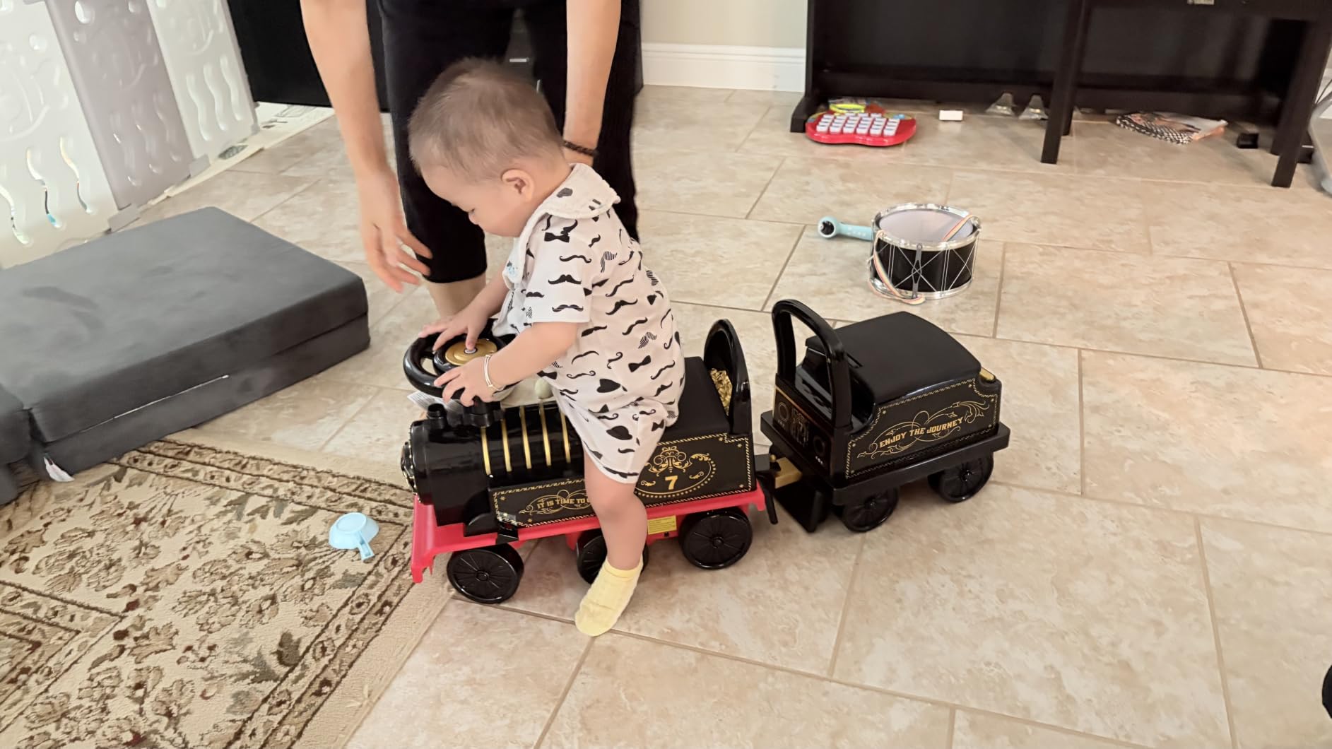 Costzon 2-Seater Ride on Train with Carriage, 6V Ride on Toy w/Under-Seat Storage, Footrests, Train Whistle, Music & Colorful Flashing LED Lights, Electric Car for Kids Aged 18+ (2 Seaters, Green) customer photo 2