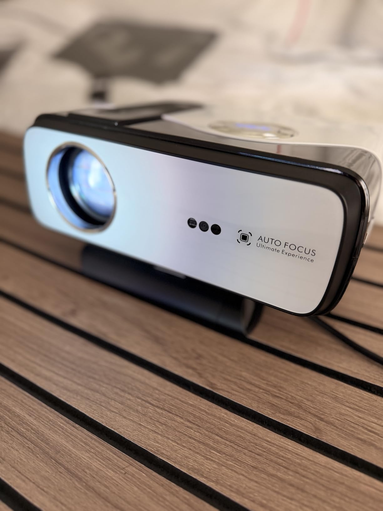 4K HDR Gaming Projector with Google TV, 2200 ANSI LED Proyector Daylight customer photo 1