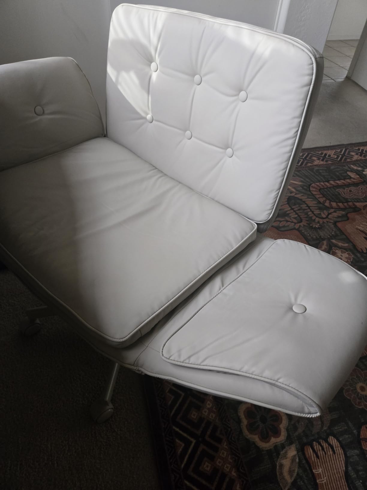 amseatec Criss Cross Office Chair, Swivel Makeup Vanity Chair with Wheels customer photo 2