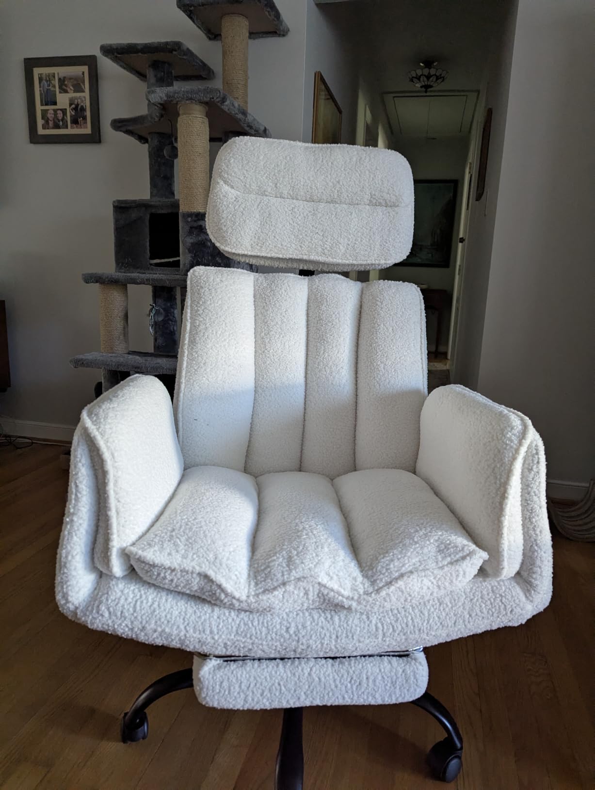 HOMRELEXA Criss Cross Office Chair with Armrests & Wheels, Comfy Teddy Fleece Vanity Chair, Ergonomic Executive Gaming Computer Chairs with Foot Rest, Wide Seat Reclining Desk Chair, White customer photo 1