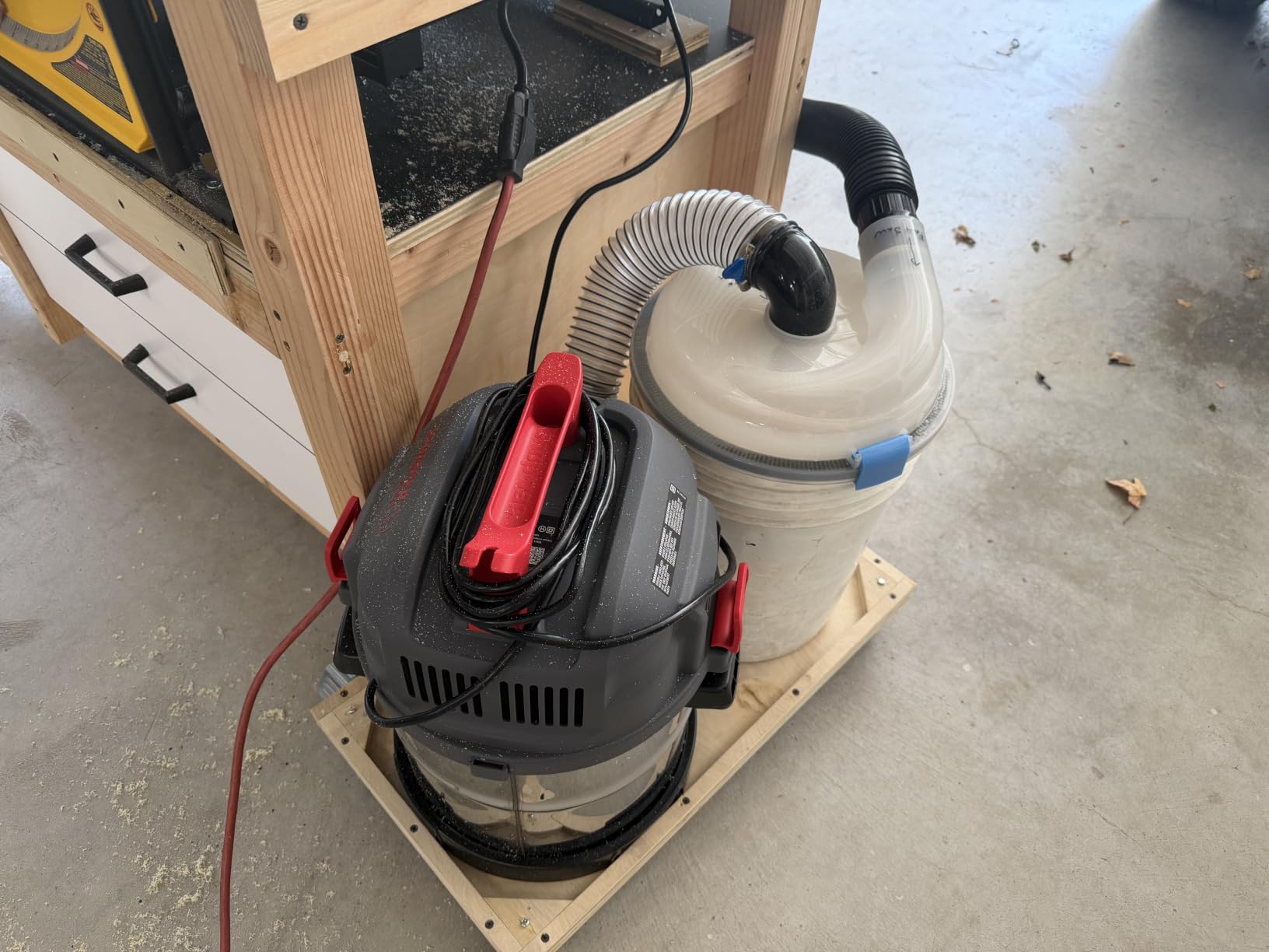 Dust Separator - High-Efficiency Cyclone Dust Separator, Dust Separator for Standard 5 Gallon Buckets, Wet & Dry Debris, Includes 90° Elbows & 2-1/2” Hose customer photo 1