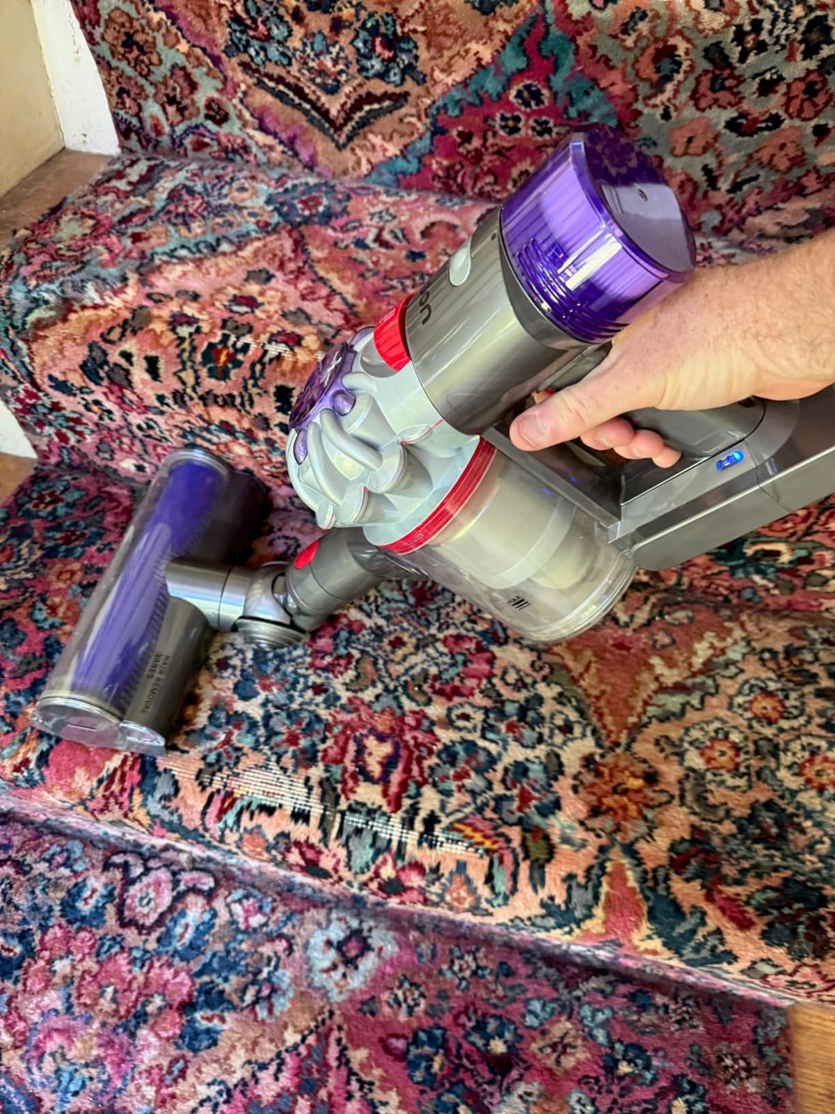 Dyson V8™ Cordless Vacuum customer photo 1