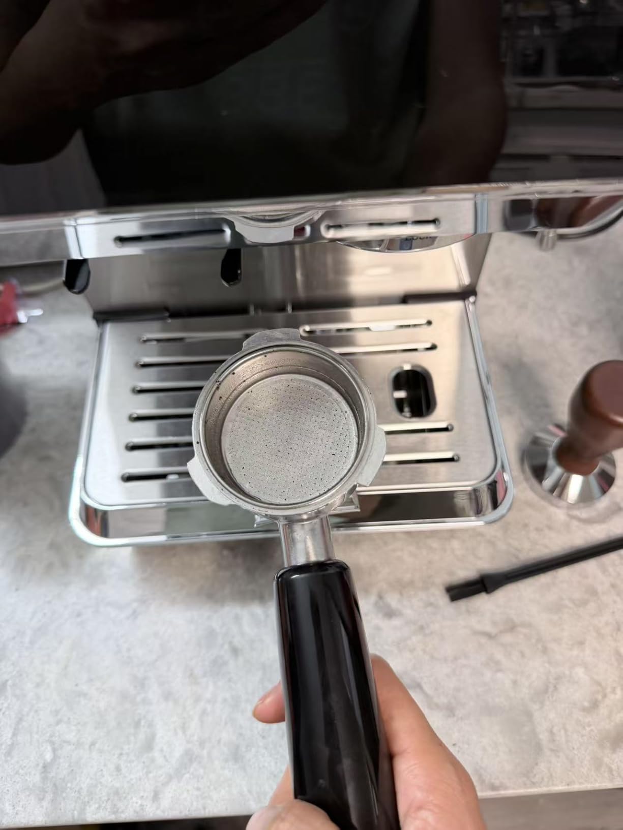 AMZCHEF Espresso Machine With Grinder, Temp Control, 44 Grind Settings customer photo 2