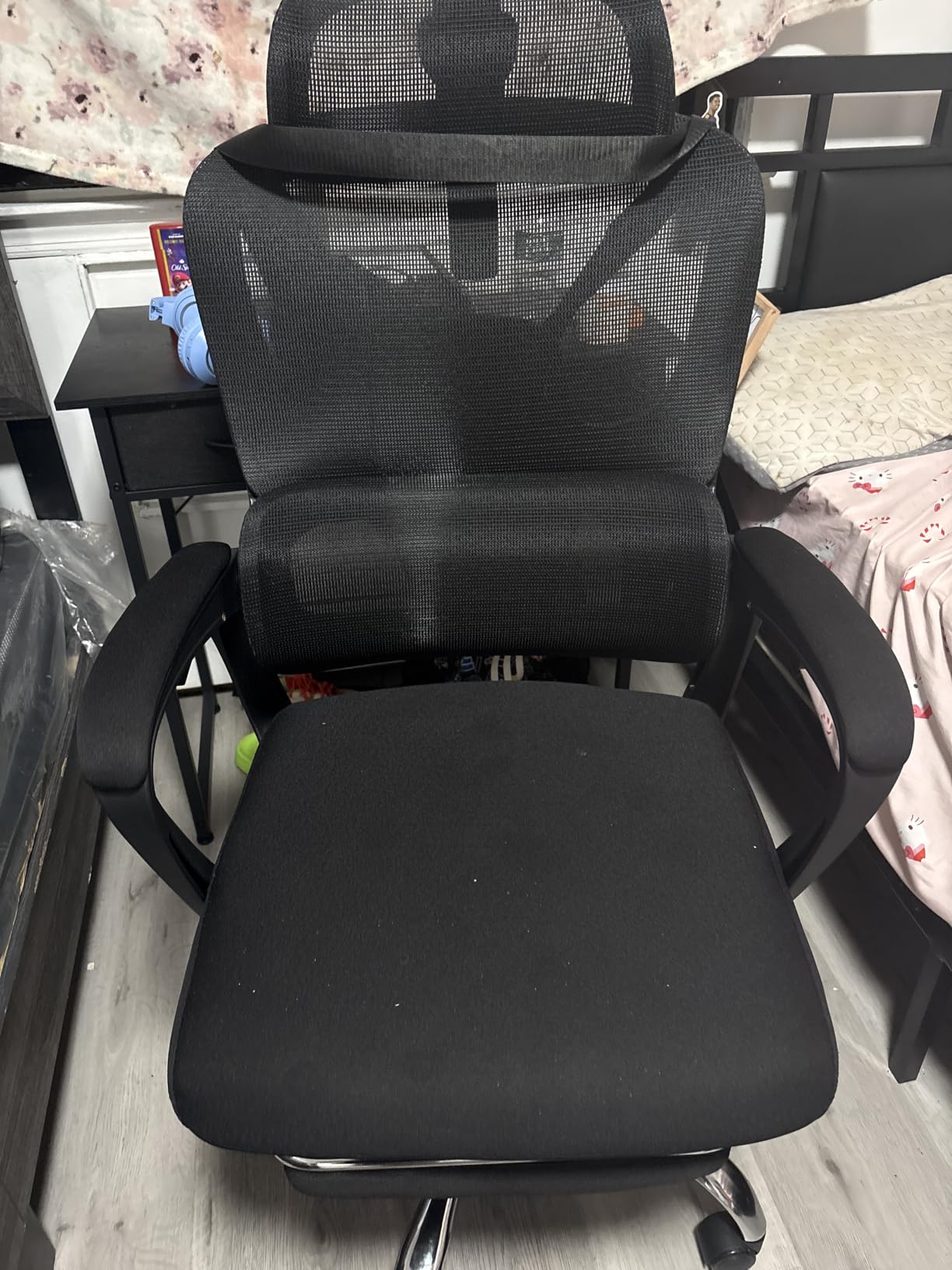 Ergonomic Office Chair with Footrest, 90-145° Reclining Mesh Desk Chair customer photo 2
